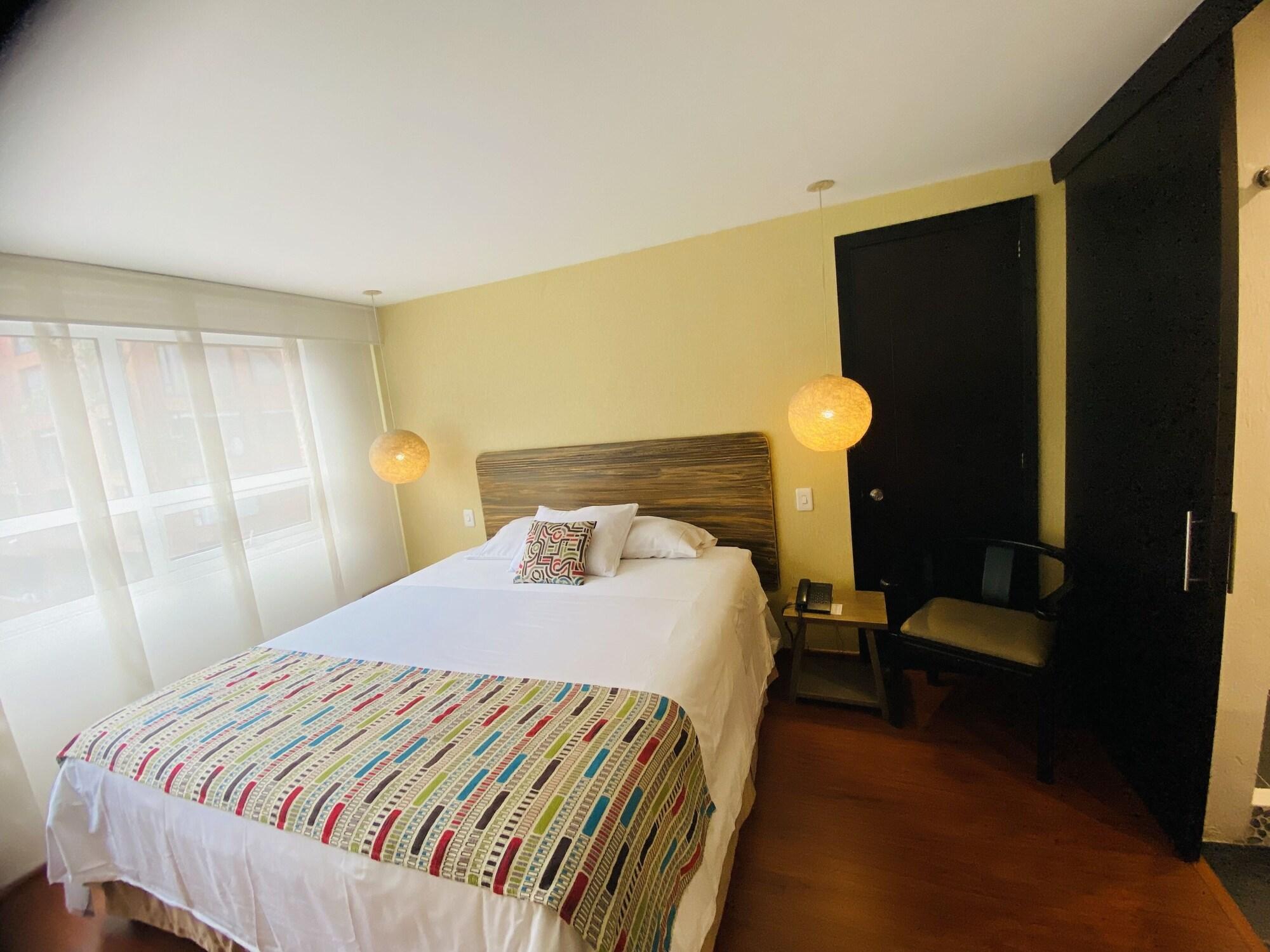 Hotel Retiro 84 By Mij ボゴタ エクステリア 写真
